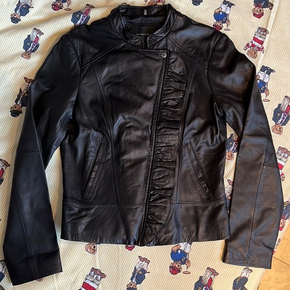 NWOT Women’s Tahari Ruffle Lambskin leather jacket / Black /Small - Picture 6 of 16